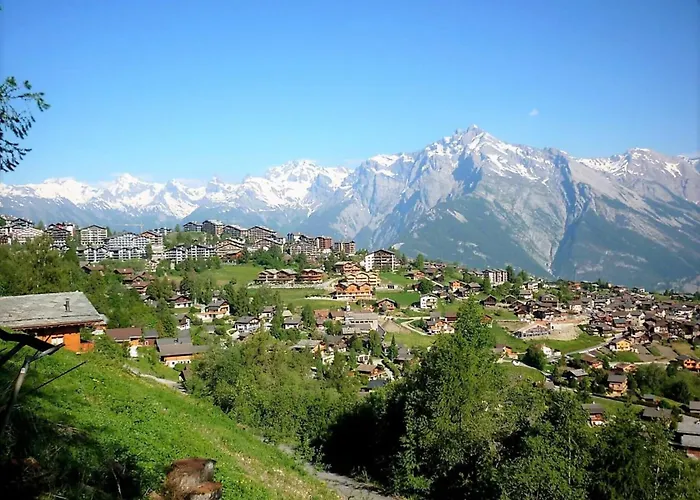 Welcoming Near Area *